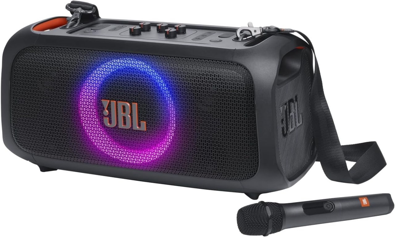 JBL PartyBox On-The-Go Essential - Altoparlante portatile per feste con luci integrate e microfono wireless, straordinario suono professionale, protezione dagli schizzi IPX4, 6 ore di riproduzione, co